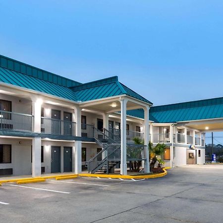 Baymont By Wyndham Biloxi - Ocean Springs Motel Eksteriør billede