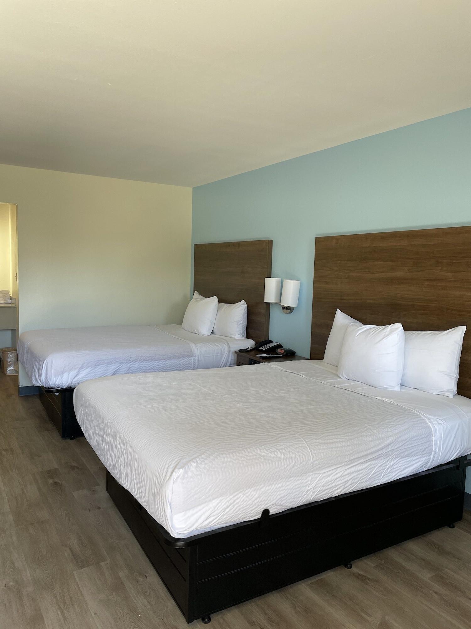 Baymont By Wyndham Biloxi - Ocean Springs Motel Eksteriør billede
