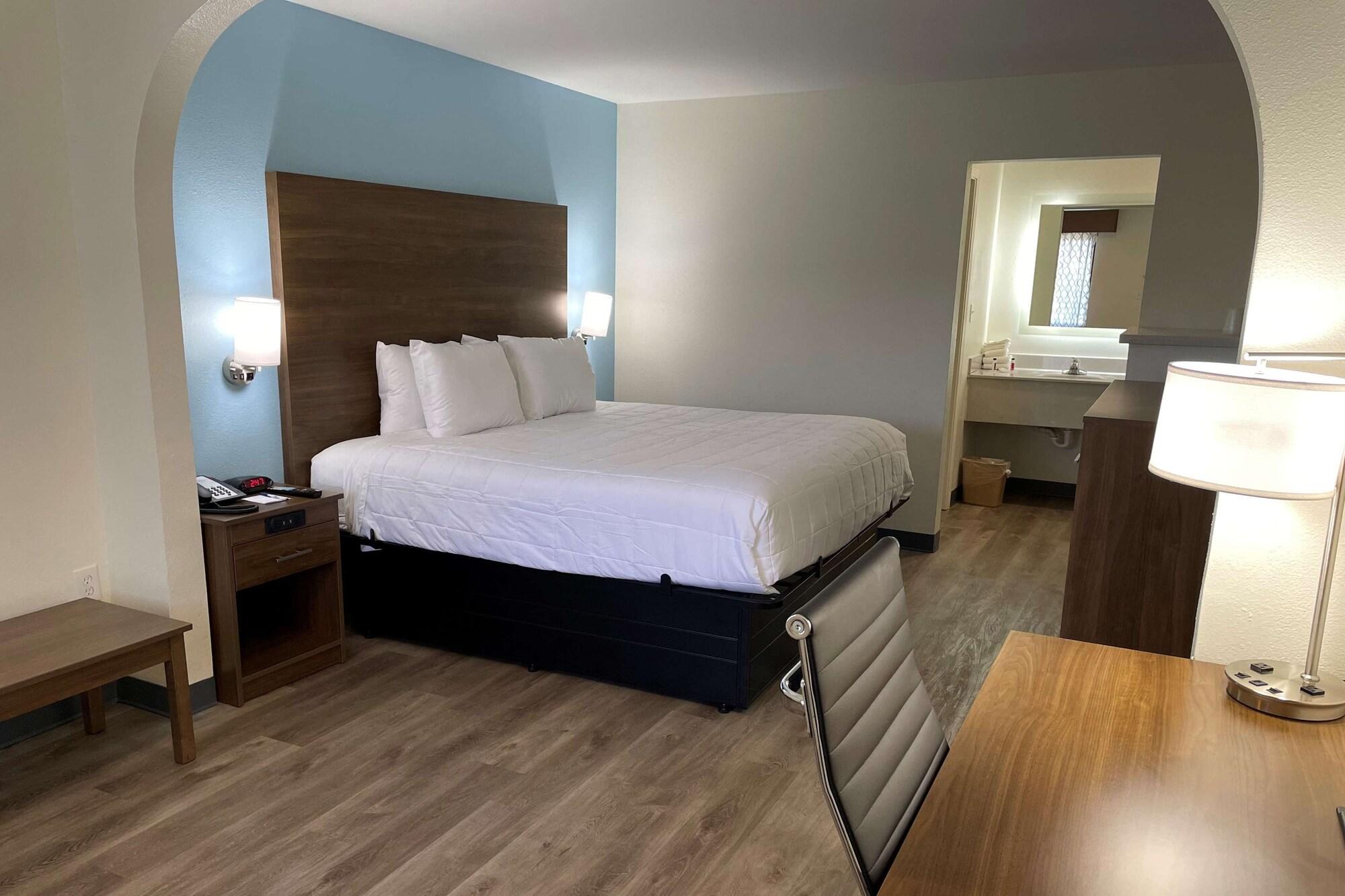 Baymont By Wyndham Biloxi - Ocean Springs Motel Eksteriør billede