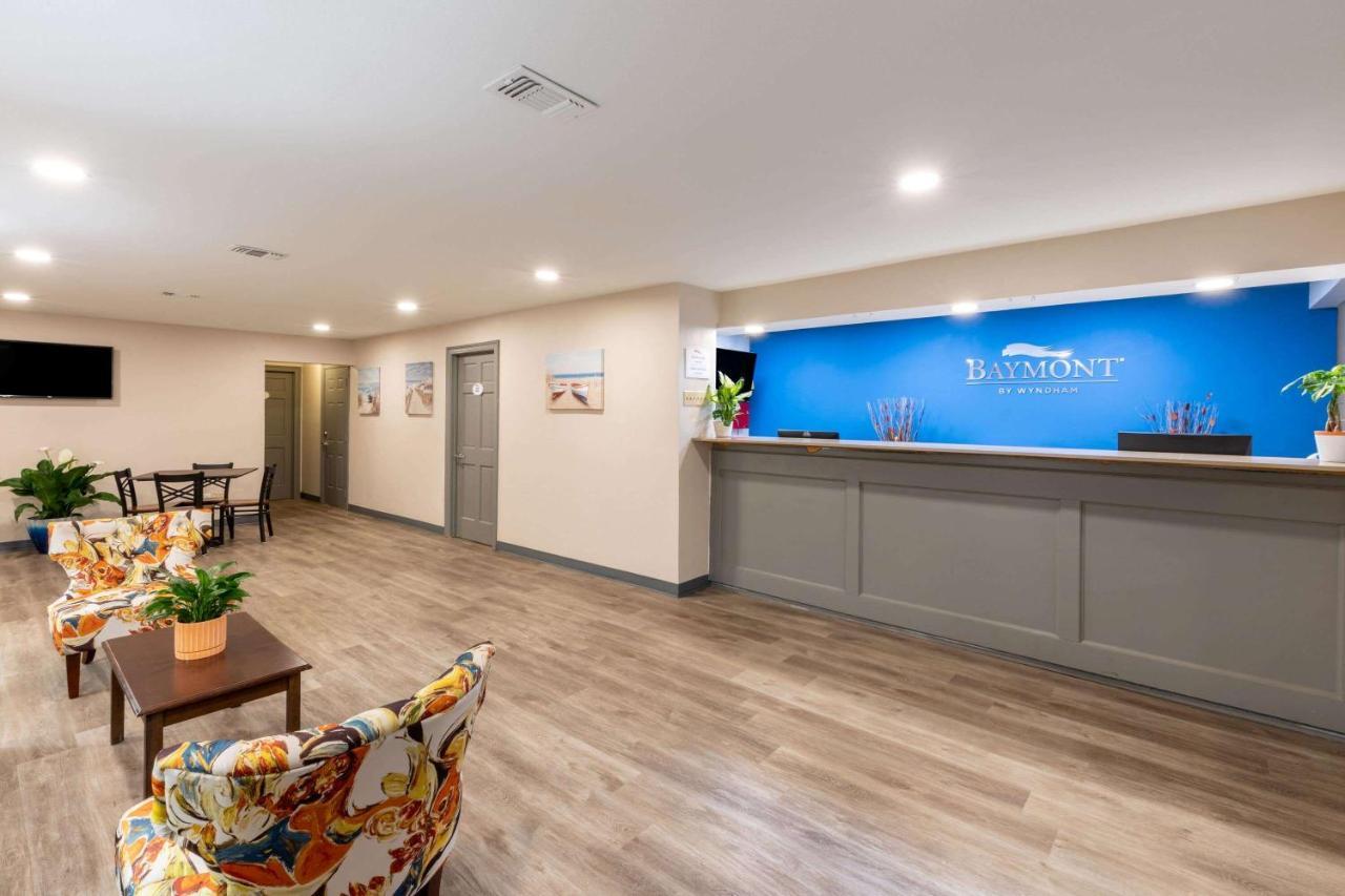 Baymont By Wyndham Biloxi - Ocean Springs Motel Eksteriør billede