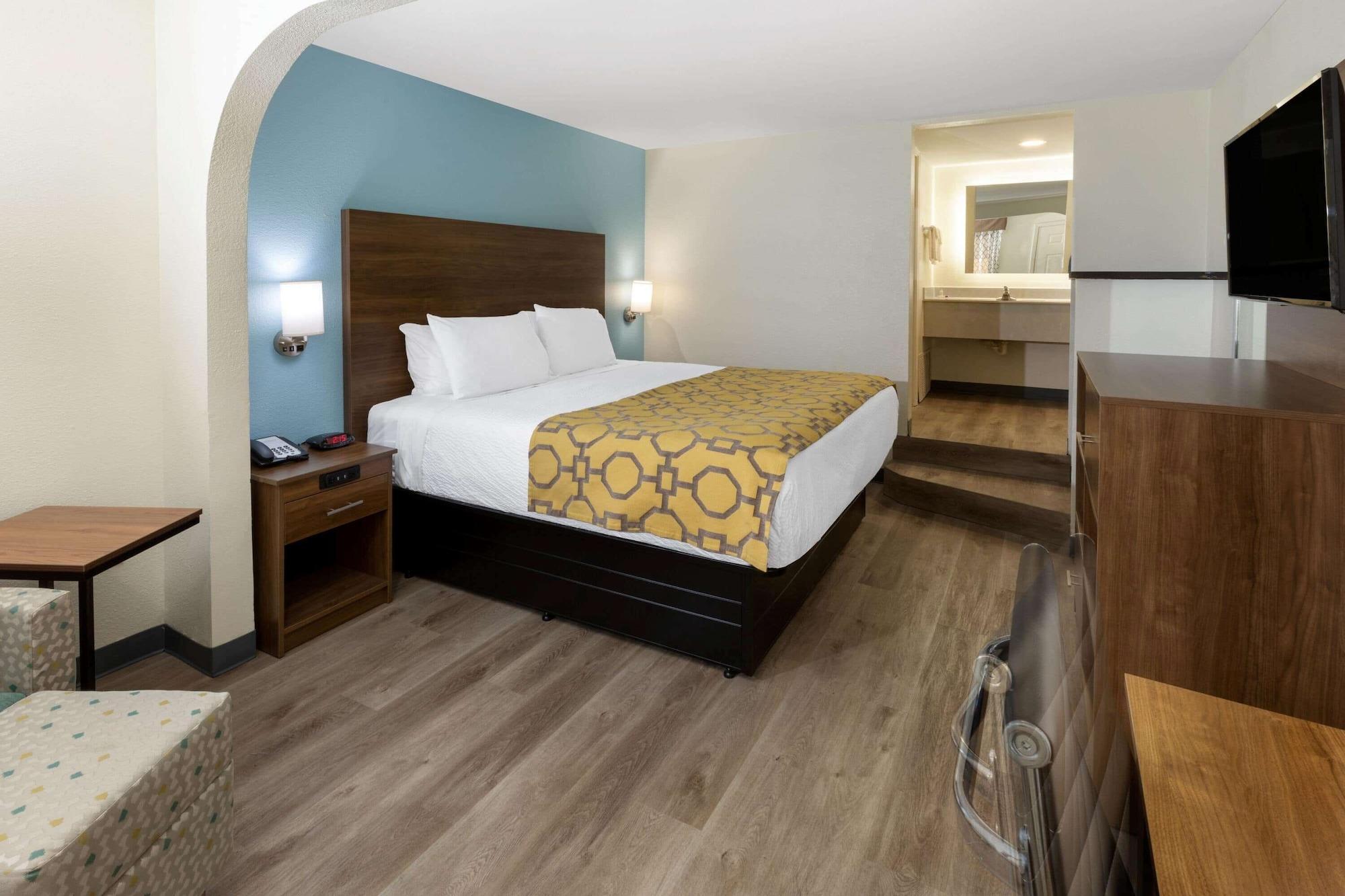 Baymont By Wyndham Biloxi - Ocean Springs Motel Eksteriør billede