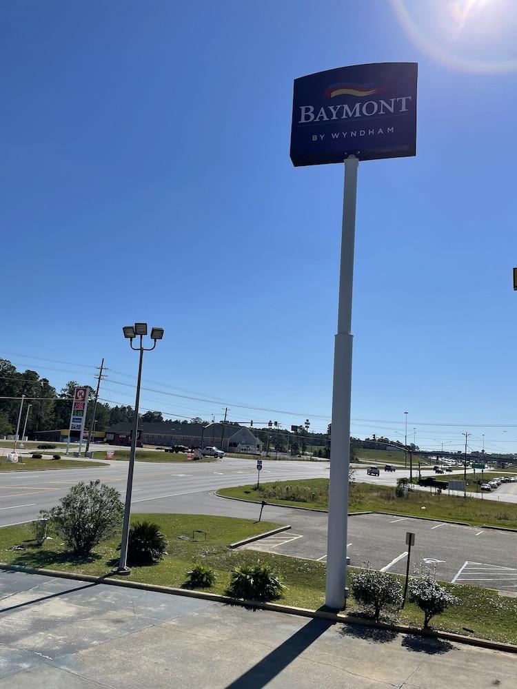 Baymont By Wyndham Biloxi - Ocean Springs Motel Eksteriør billede